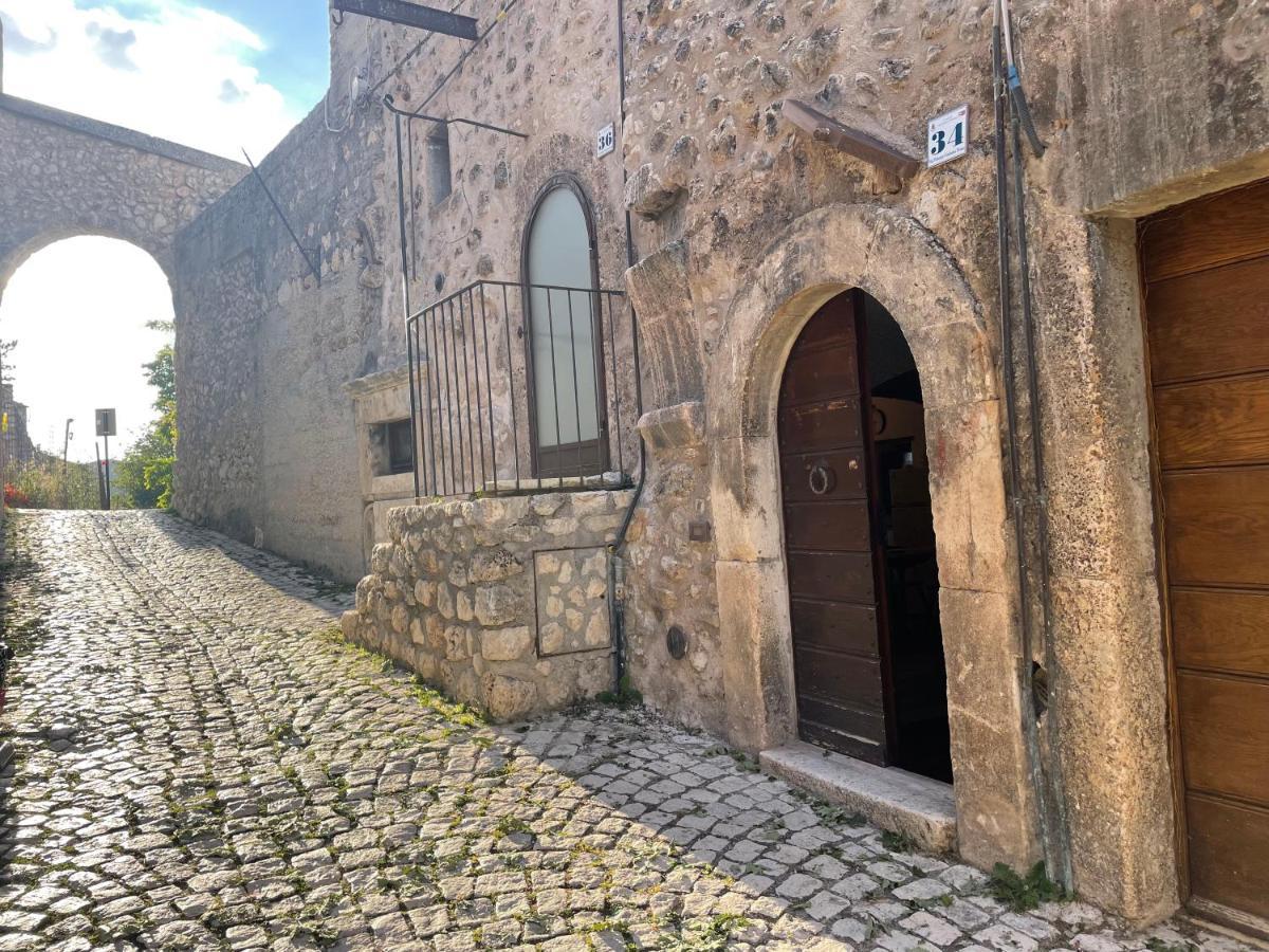 Terra Della Baronia Villa Santo Stefano Di Sessanio Eksteriør bilde